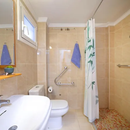 Atlantico-1 By Interhome Lägenhet *